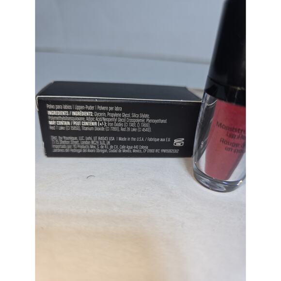 New Younique Moodstruck Crush Lip Powder Curvaceous - Picture 3 of 4